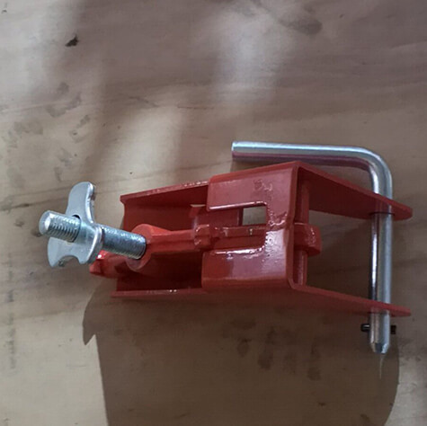 Steel frame formwork accessory