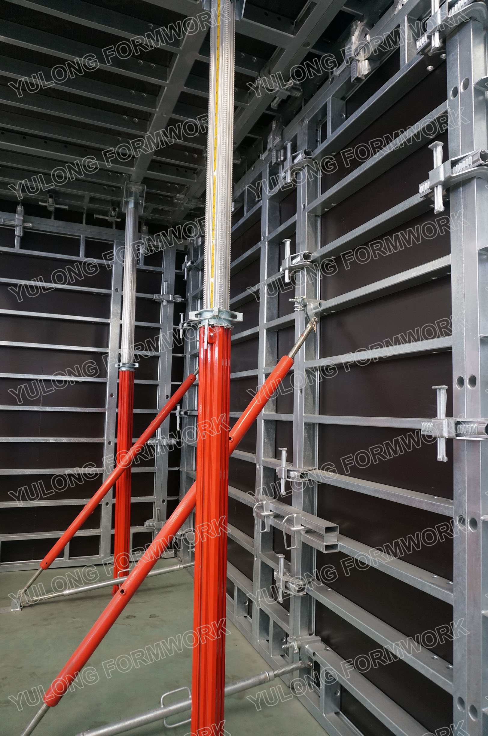 Steel frame wall formwork