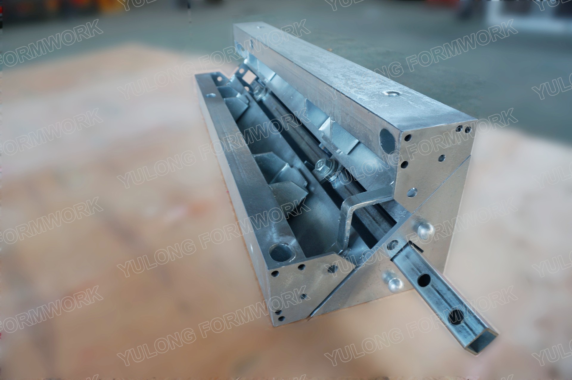 Steel frame wall formwork