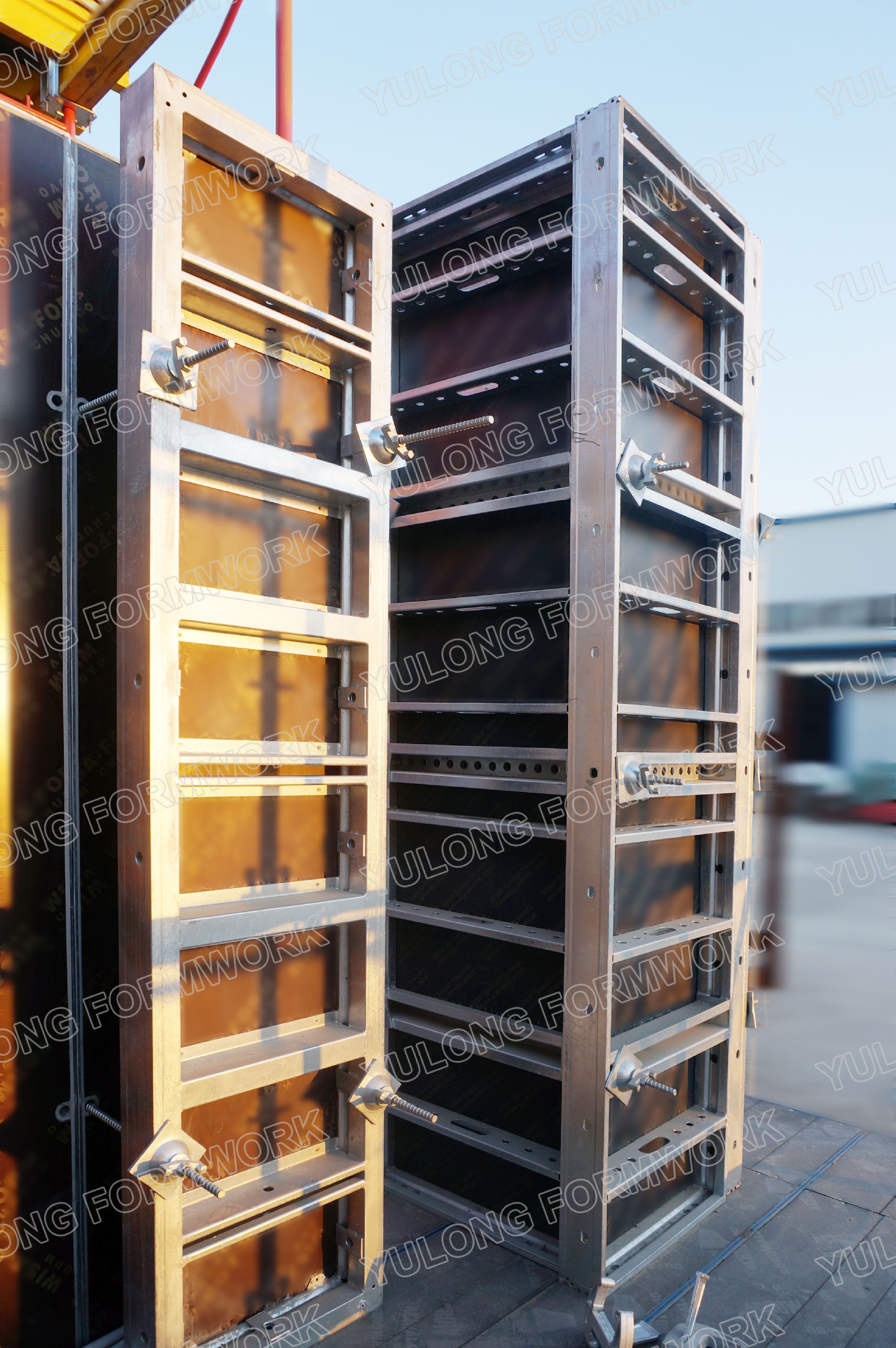 Steel frame wall formwork