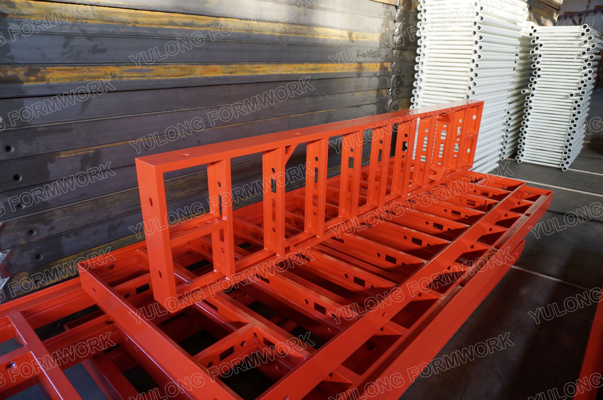 Light weight steel frame wall formwork