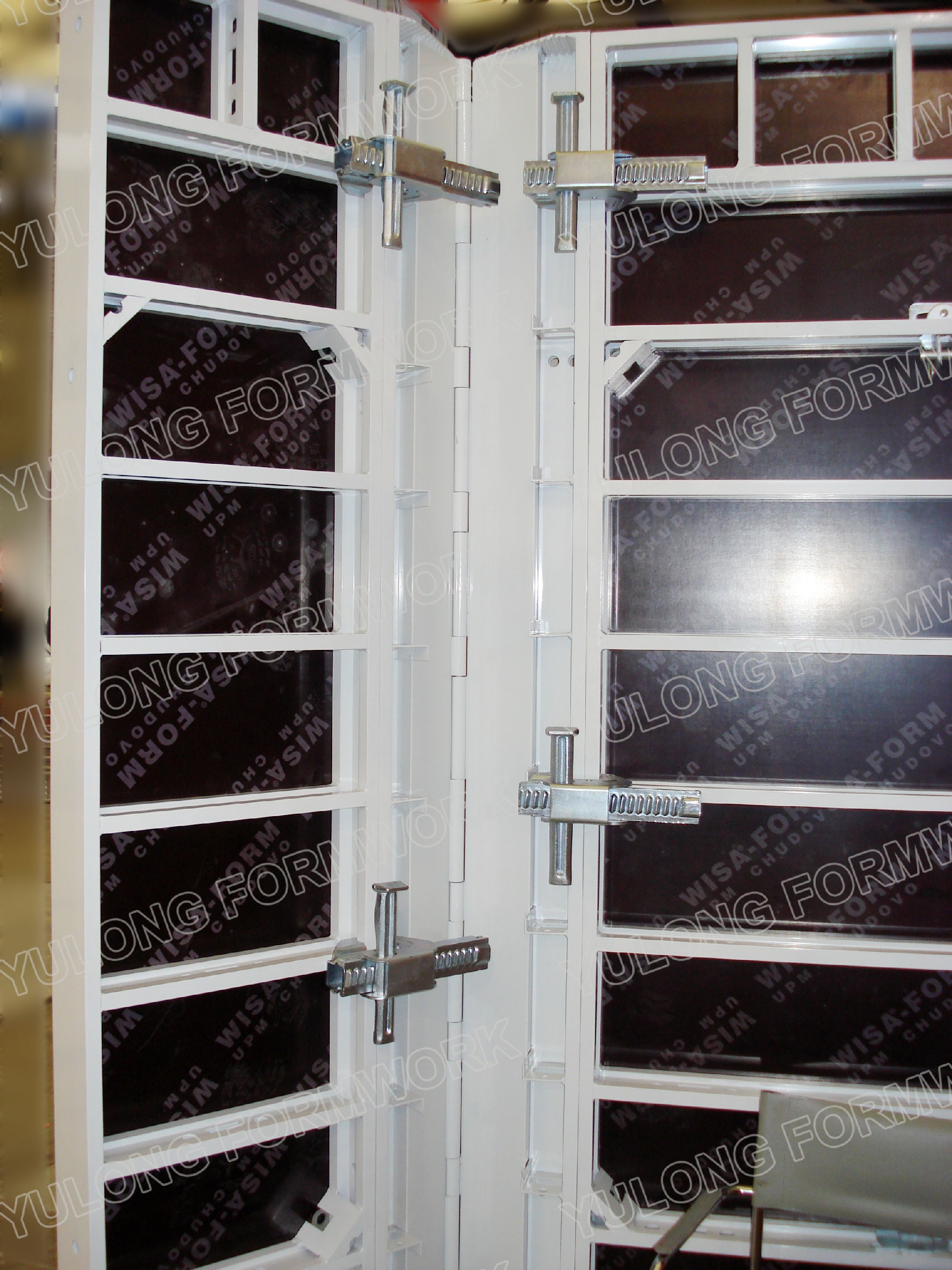 Aluminium frame wall formwork